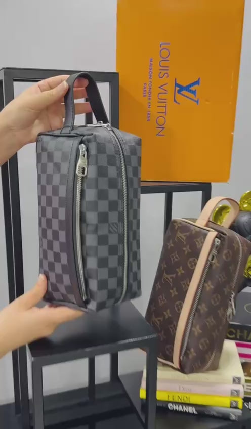 LV Erkek Traşlık / El Çantası