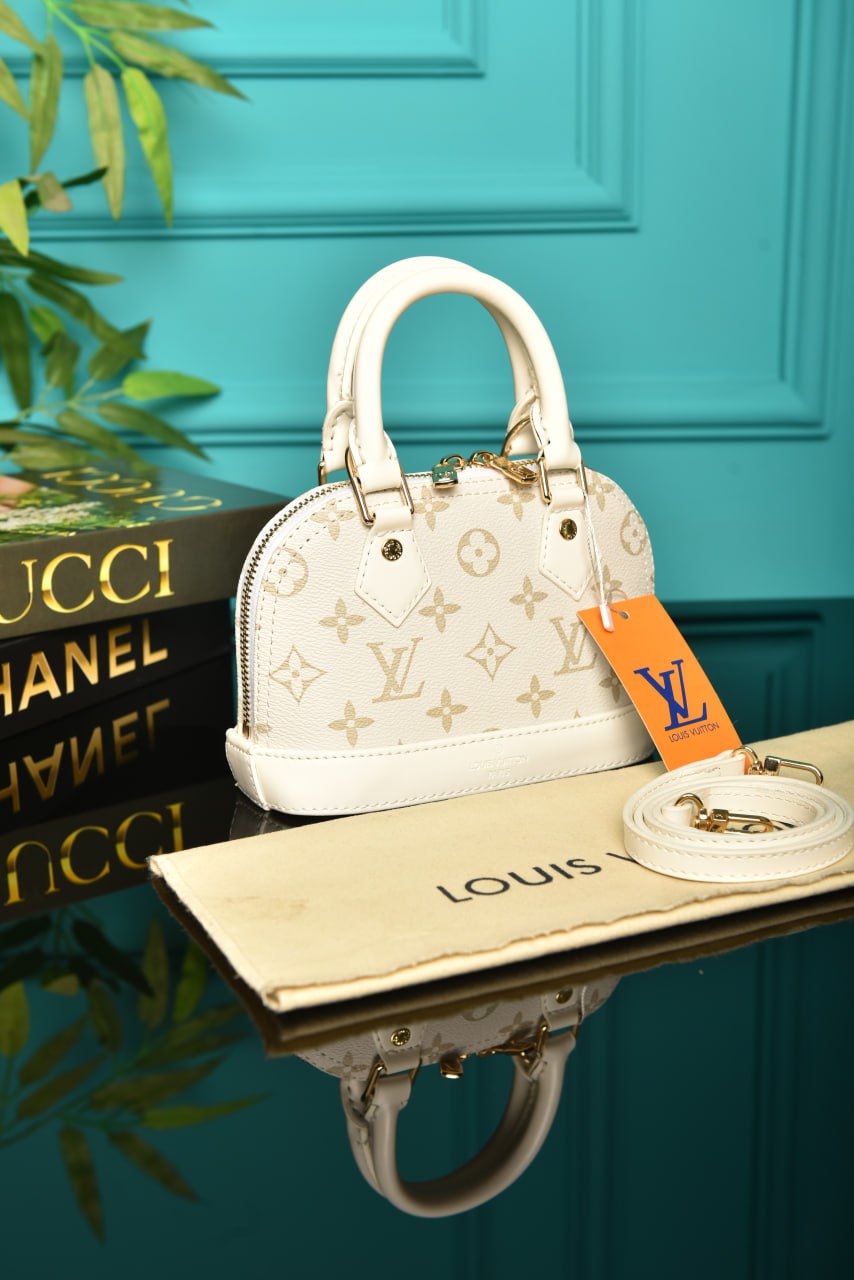 LV Nano Alma Çanta İthal