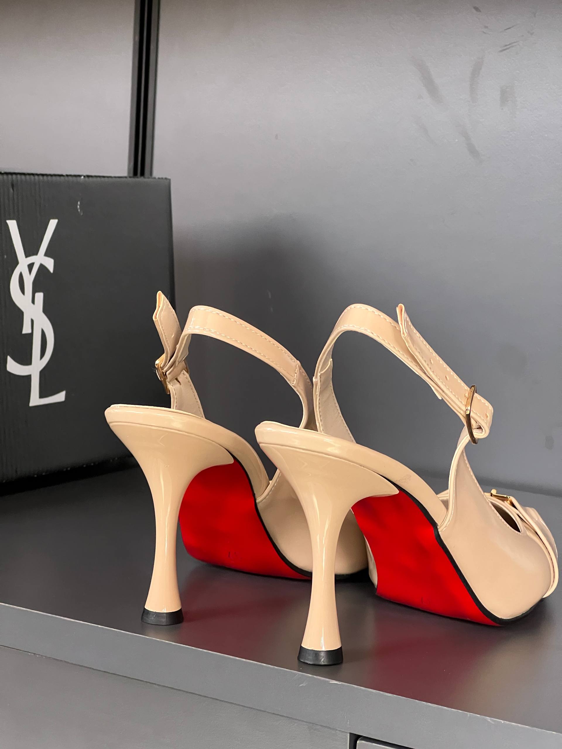 YSL Topuklu Ayakkabı
