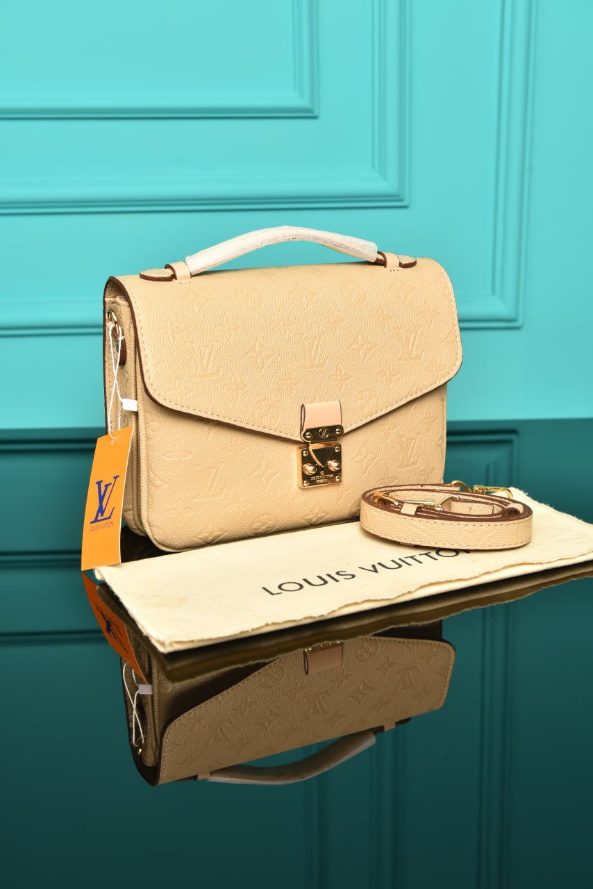 LV Metis Pochette İthal Çanta
