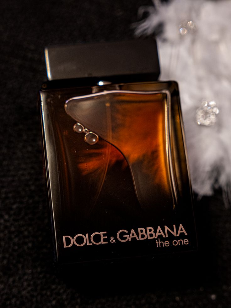 D&G The One Bay