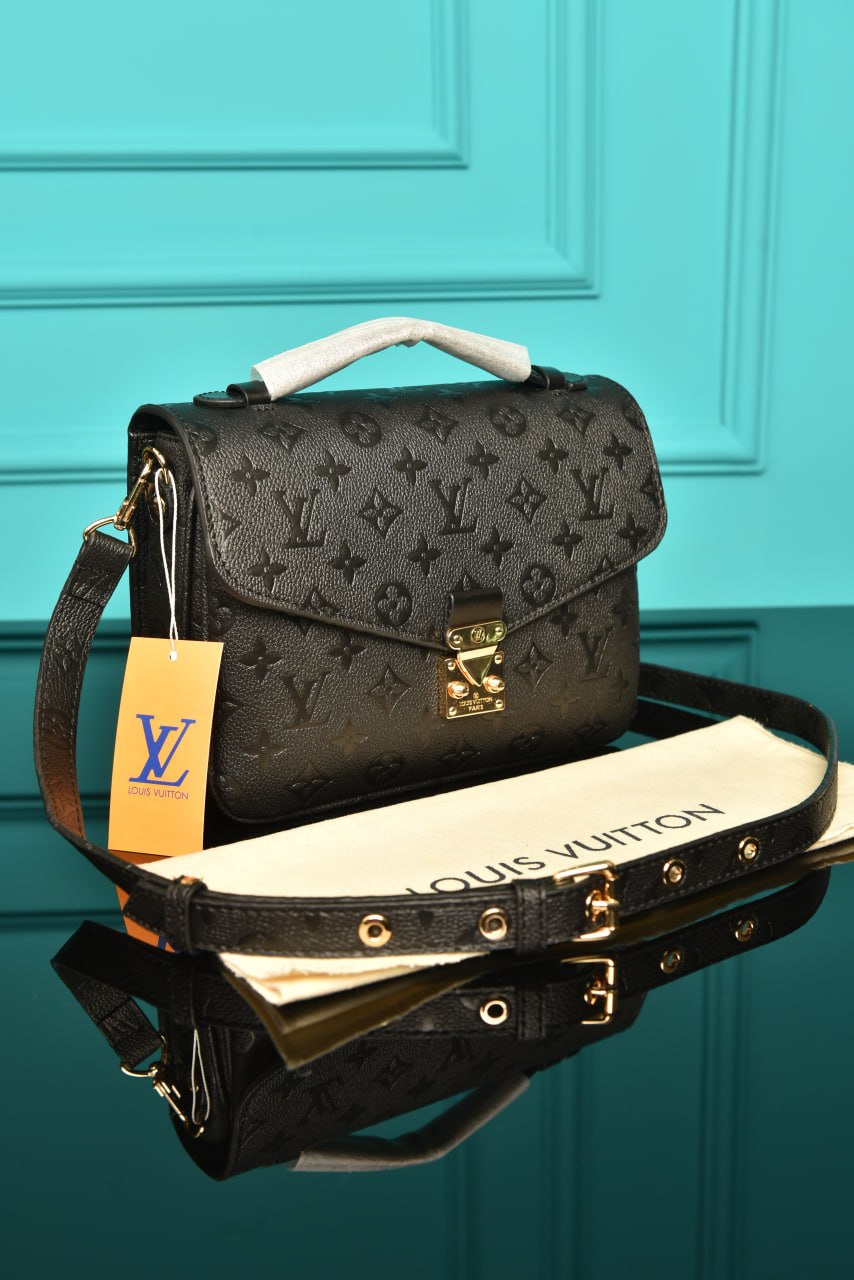 LV Metis Pochette İthal Çanta