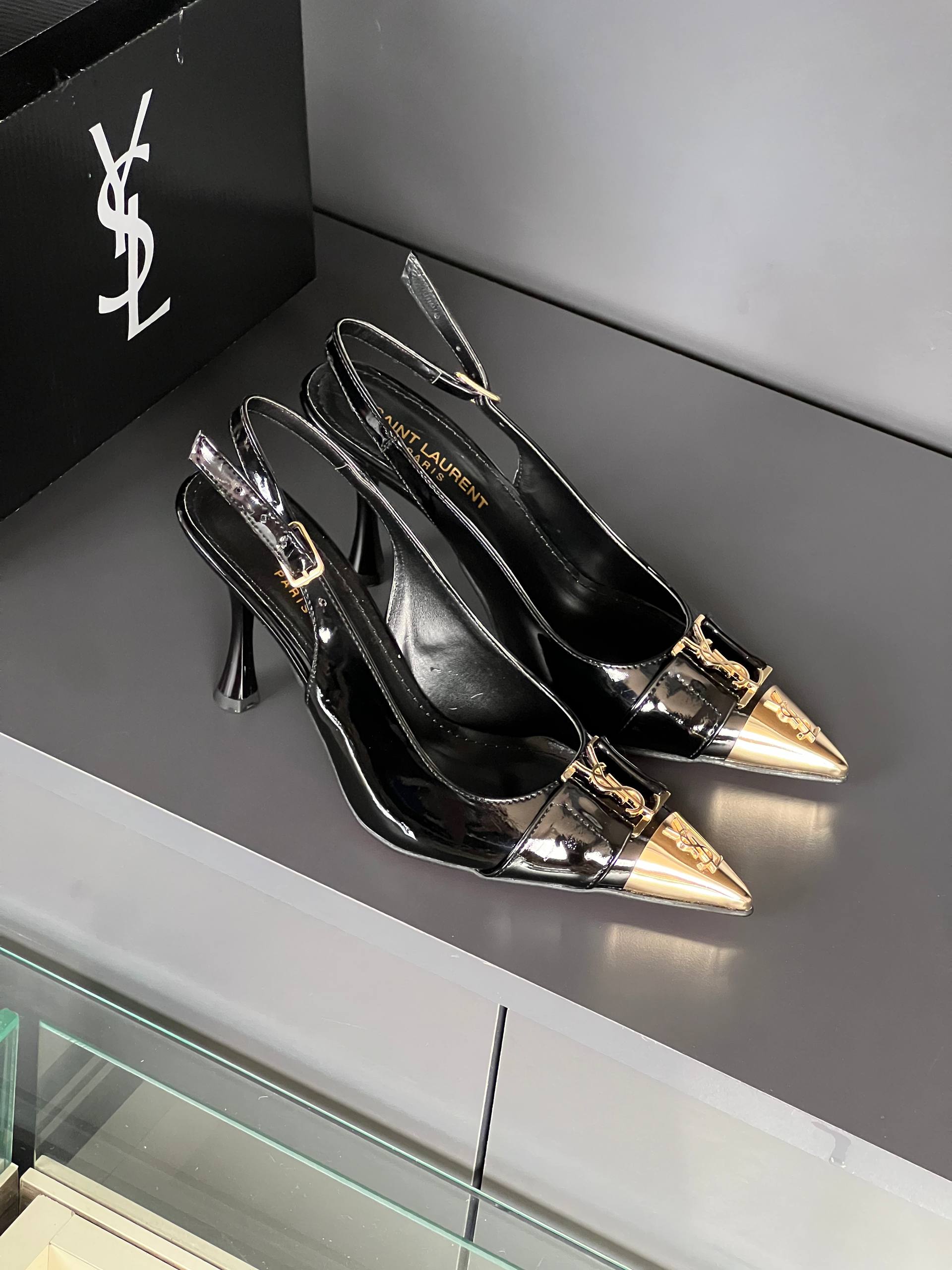 YSL Topuklu Ayakkabı