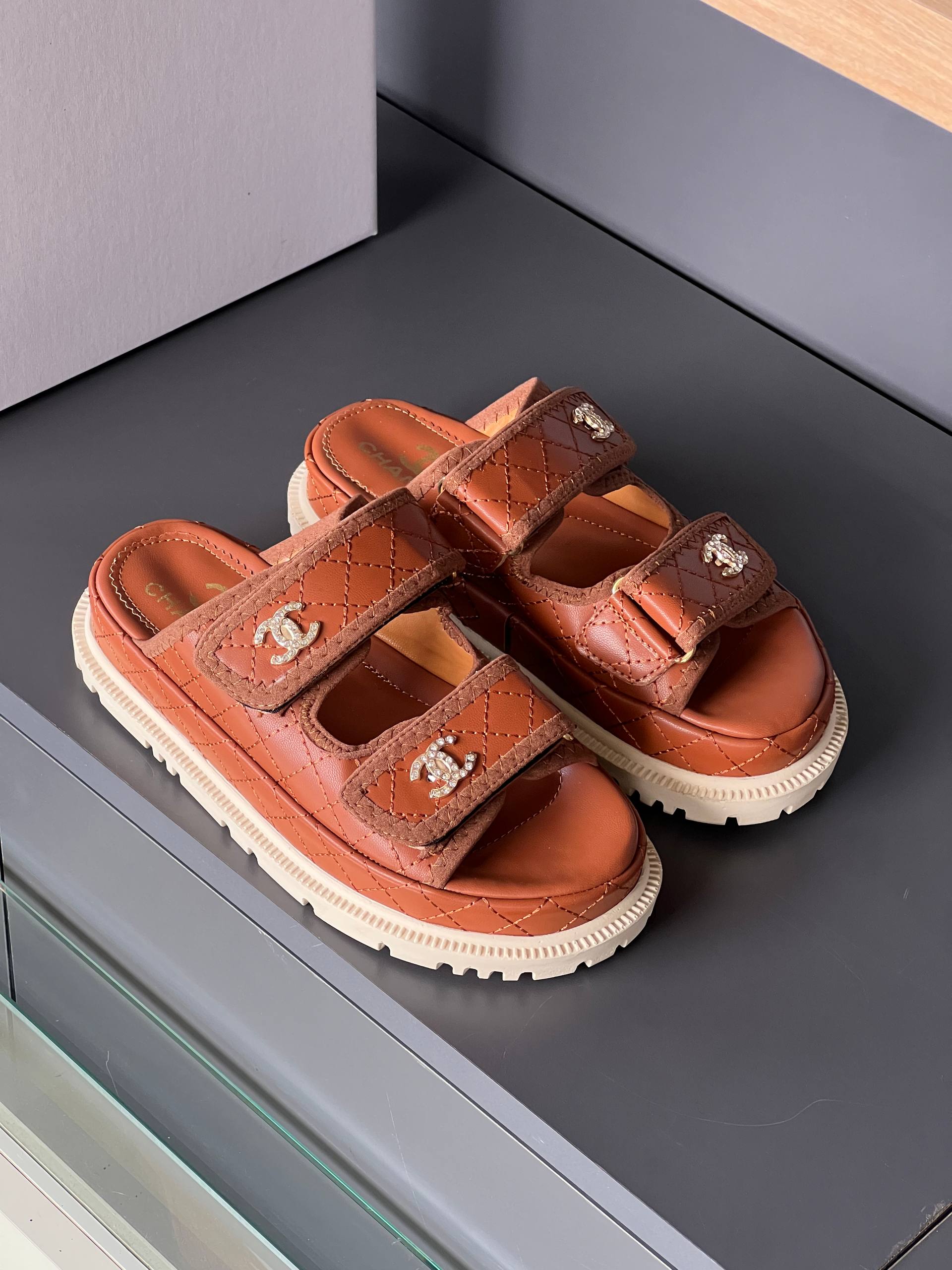 Chan£l Slippers Bayan