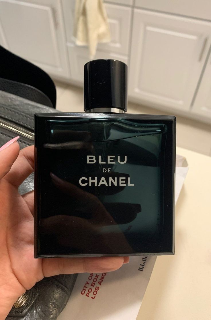 Bl£u Chan£l