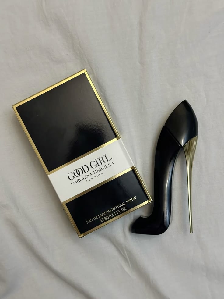 Carol!na Herr£ra Good G!rl