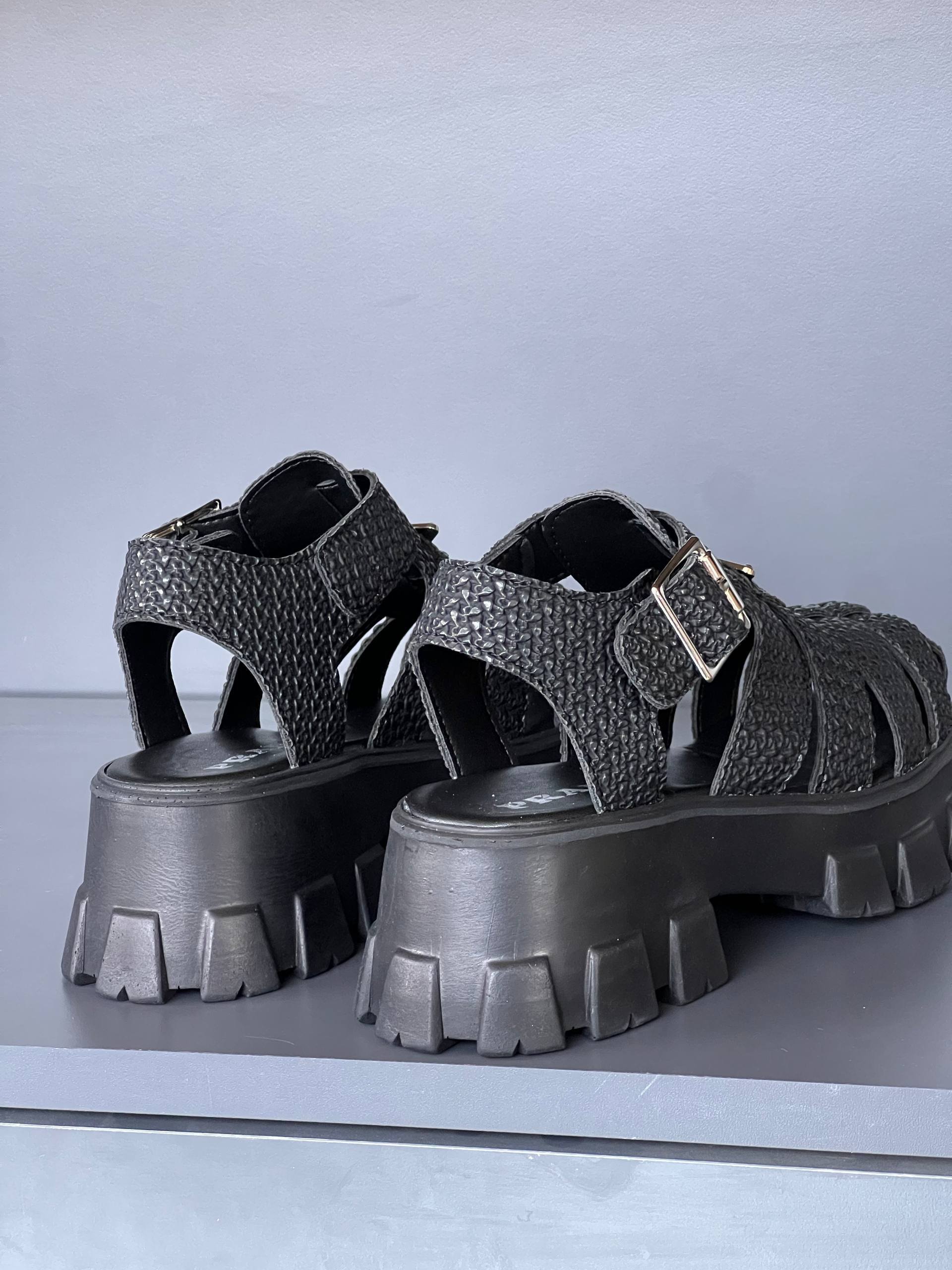 Prad@ Bayan Sandalet