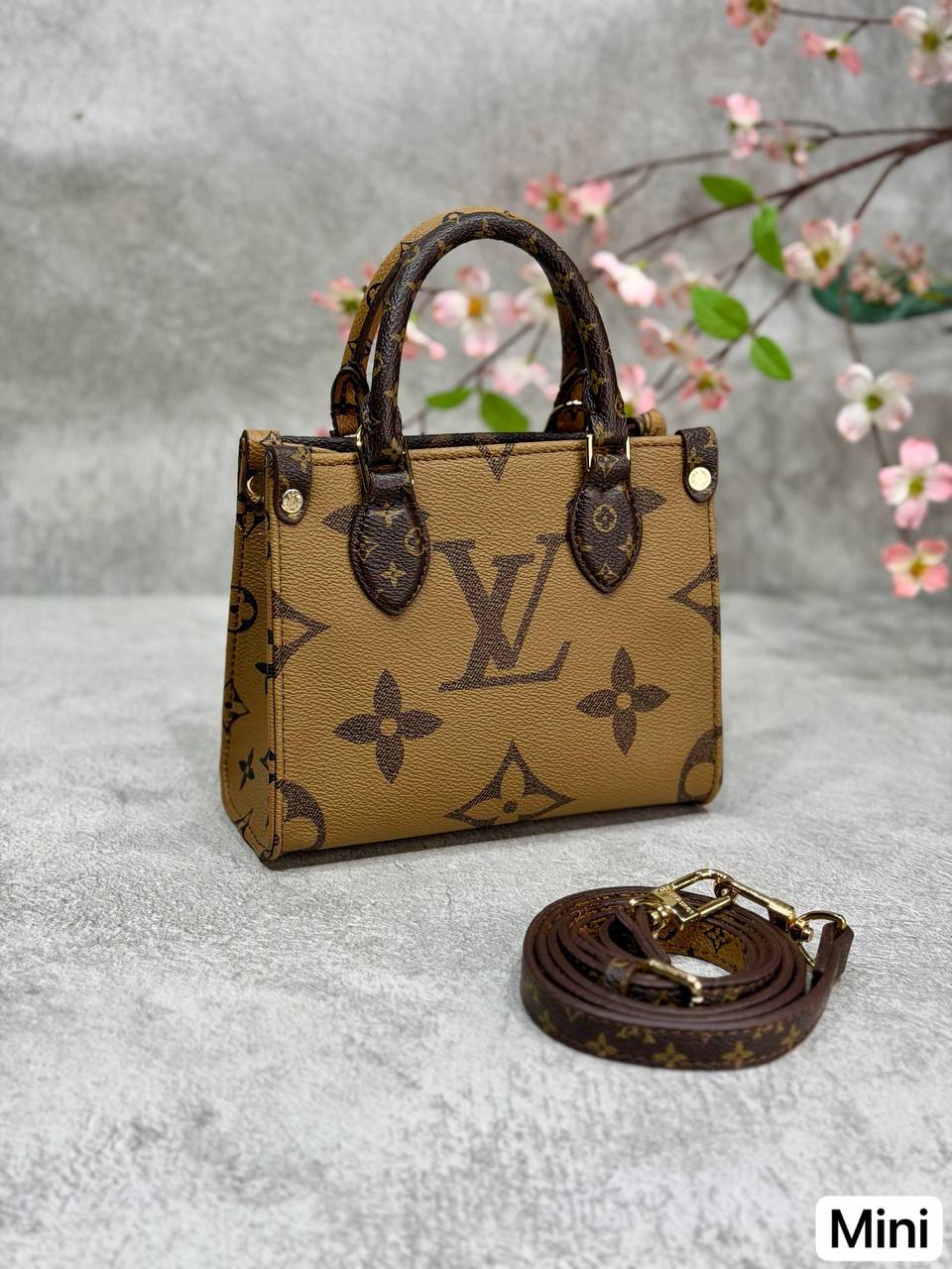 LV Onth£go Mini
