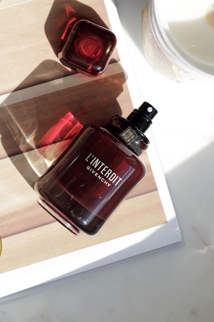 Gv. L'inderdit Rouge