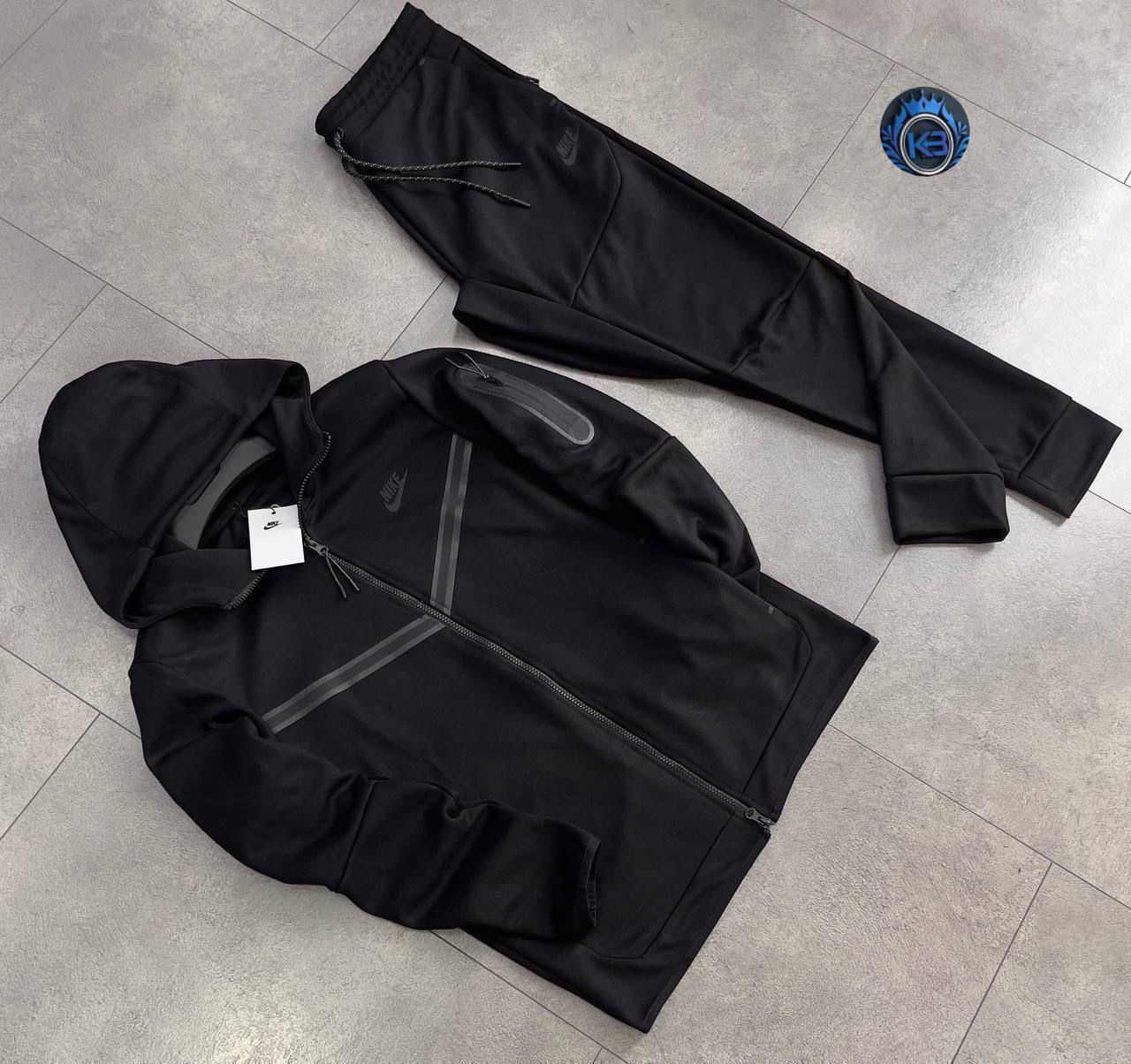 Nike Kapüşon Fermuarlı Bay Takım