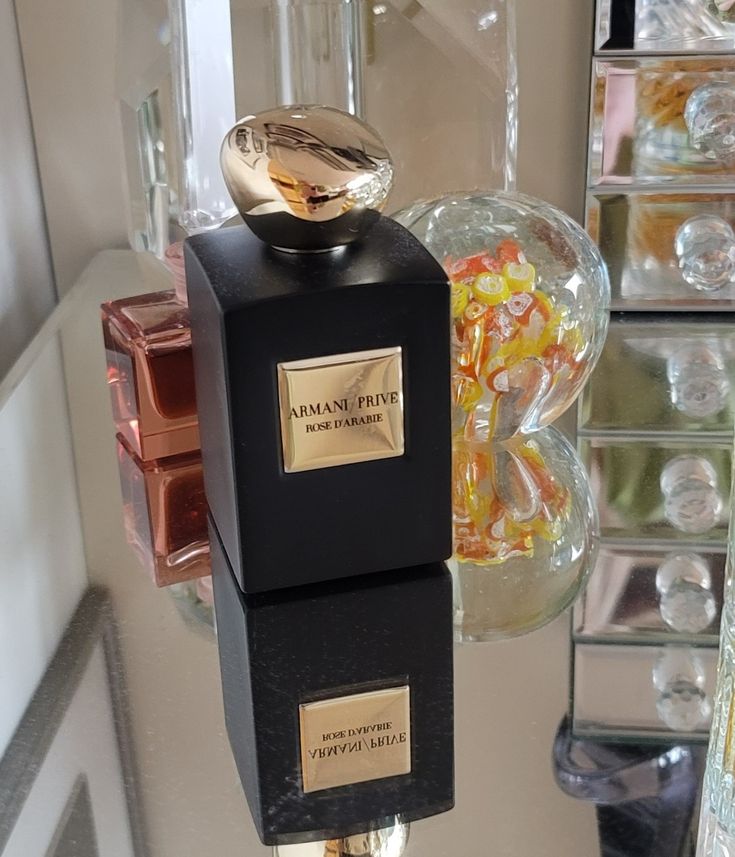 Arm. Prive Rose D'Arabie