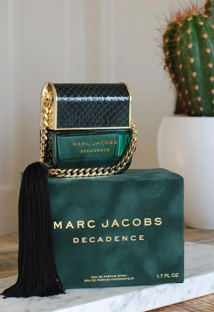 Marc J@cobs Decadence