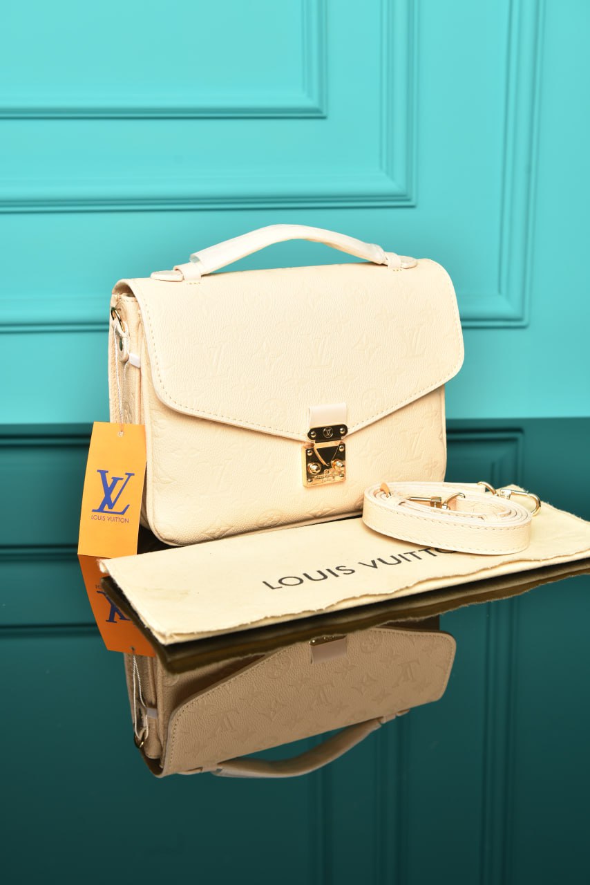 LV Metis Pochette İthal Çanta