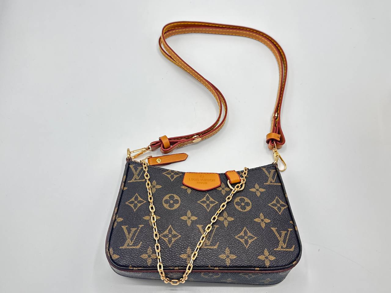 LV Clutch Çanta