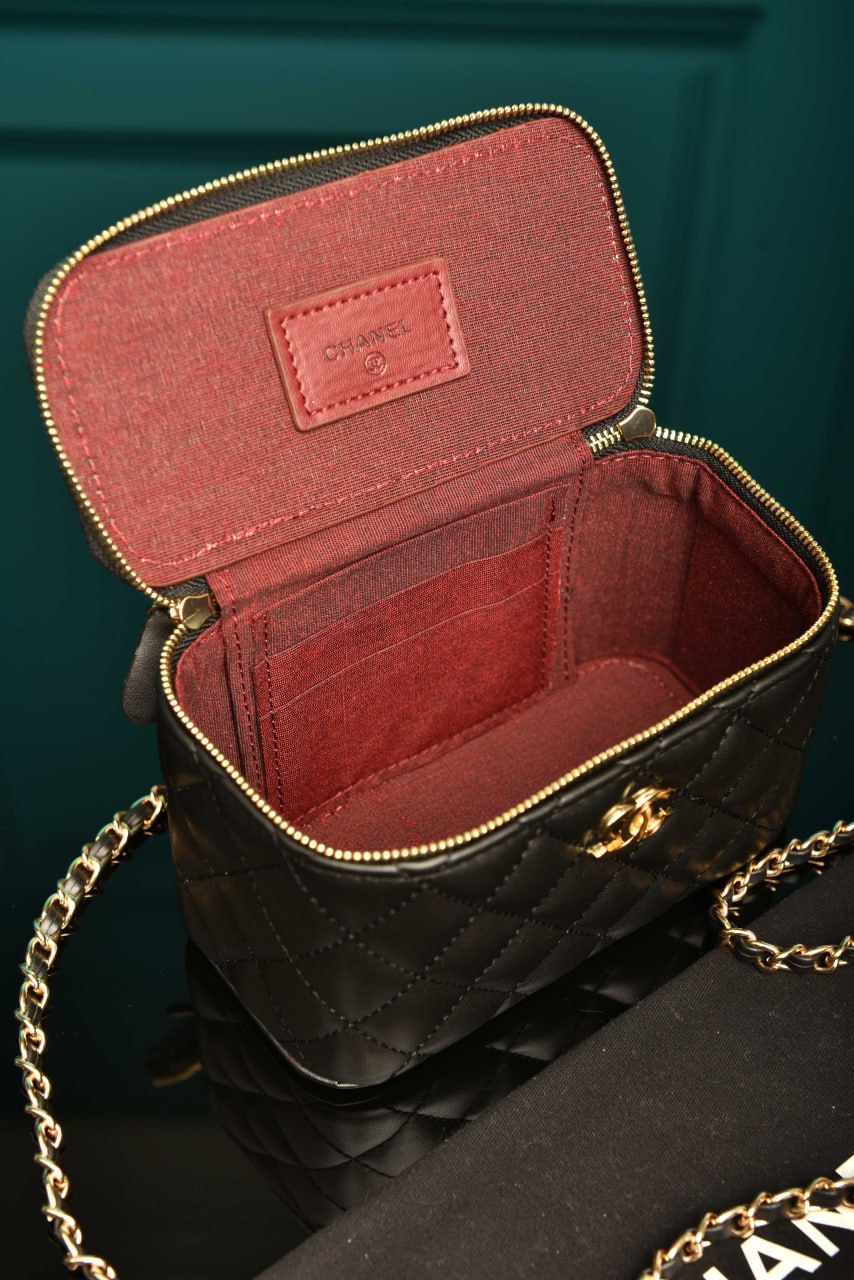 Chan£l Quilted Vanity İthal Çanta